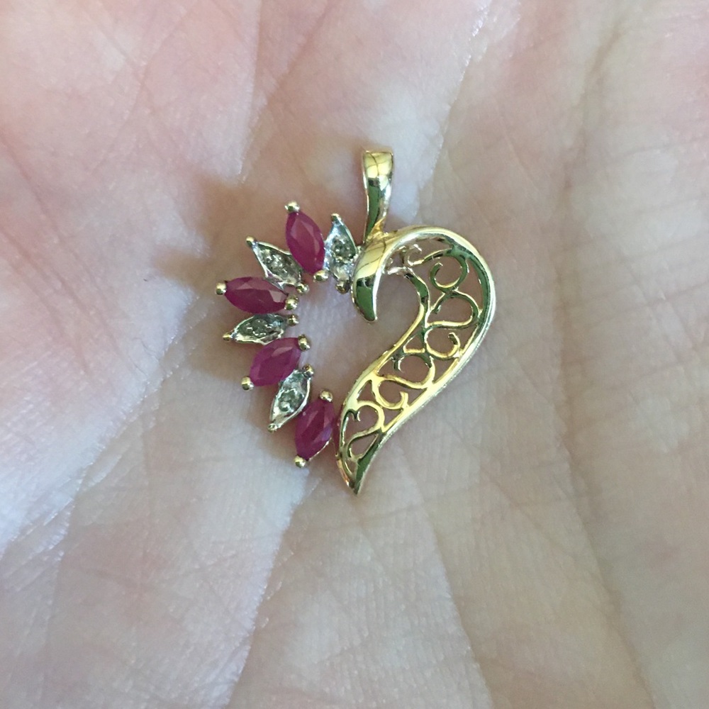10k gold heart